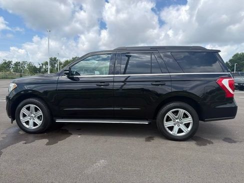 Used 2020 Ford Expedition XLT w/ Equipment Group 202A AWD/4WD image 14