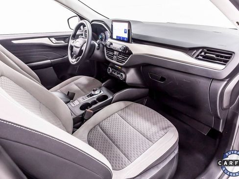 Used 2021 Ford Escape SE image 31