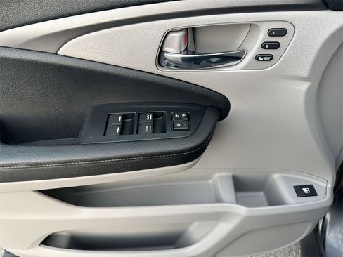 Used 2023 Honda Ridgeline RTL image 15