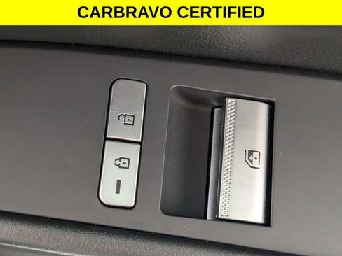 Used 2021 Genesis G80 2.5T RWD image 33