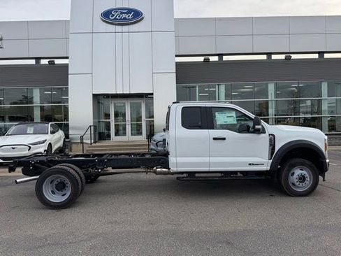 New 2026 Ford F550 4x4 Supercab Super Duty image 30