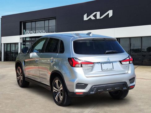Used 2022 Mitsubishi Outlander Sport SE FWD image 5