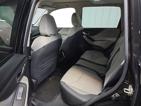 Used 2020 Subaru Forester Premium AWD/4WD image 31