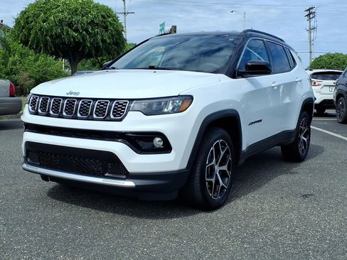 Certified 2024 Jeep Compass Limited AWD/4WD image 3