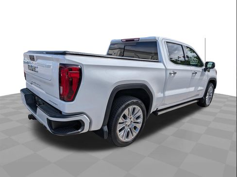 Used 2022 GMC Sierra 1500 Denali w/ Denali Premium Package AWD/4WD image 4