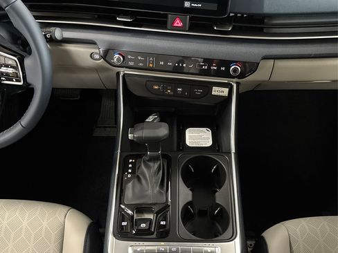 New 2026 Kia Carnival EX image 12