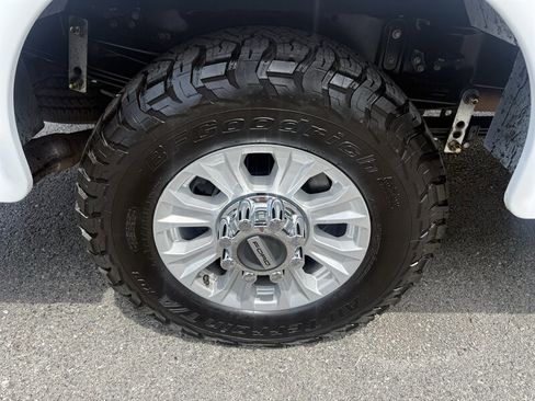 Used 2022 Ford F350 XL w/ STX Appearance Package AWD/4WD image 36