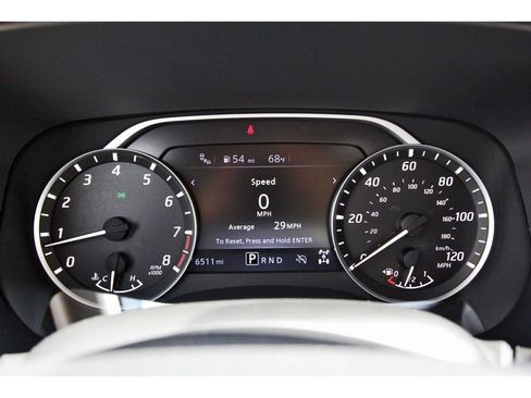 Used 2024 Nissan Frontier SV w/ Technology Package AWD/4WD image 12