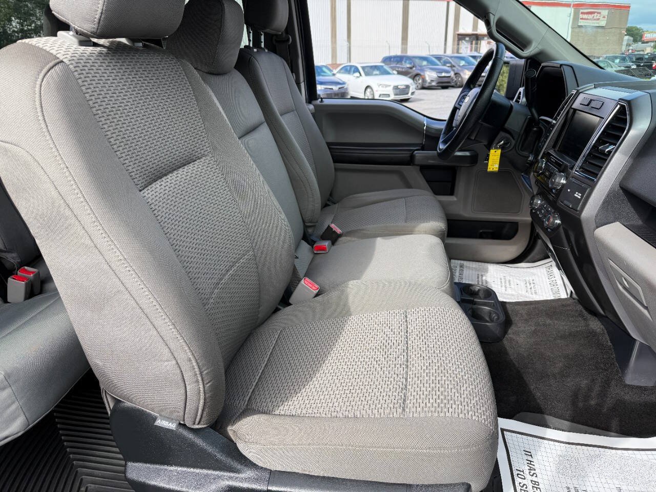Used 2015 Ford F150 XLT w/ Equipment Group 302A Luxury AWD/4WD image 33