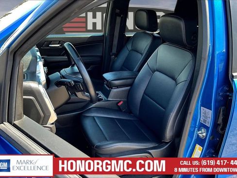 Used 2023 GMC Canyon Elevation w/ Elevation Premium Package AWD/4WD image 22