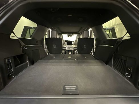 New 2026 Ford Expedition Platinum w/ Stealth Performance Package image 28