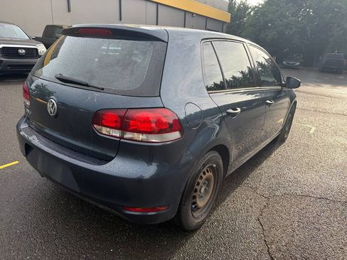 Used 2012 Volkswagen Golf 4-Door FWD image 7