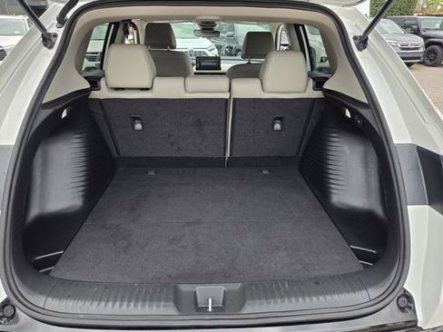 Used 2023 Honda HR-V EX-L image 10