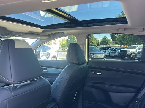 Used 2025 Nissan Murano SL w/ Cargo Package AWD/4WD image 26