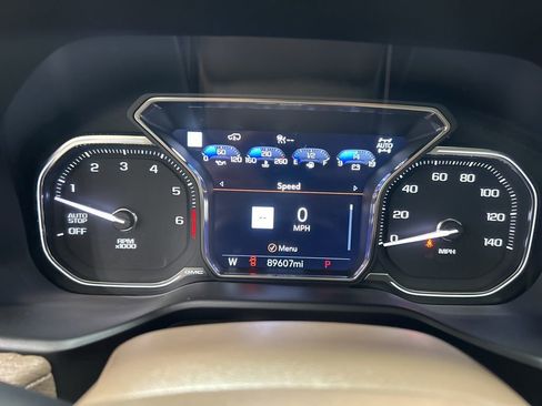 Used 2021 GMC Yukon Denali w/ Denali Ultimate Package image 16