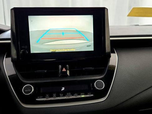 Certified 2023 Toyota Corolla LE FWD image 31