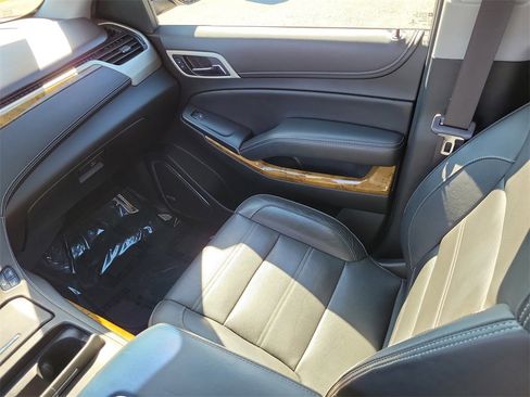 Used 2017 GMC Yukon Denali image 18