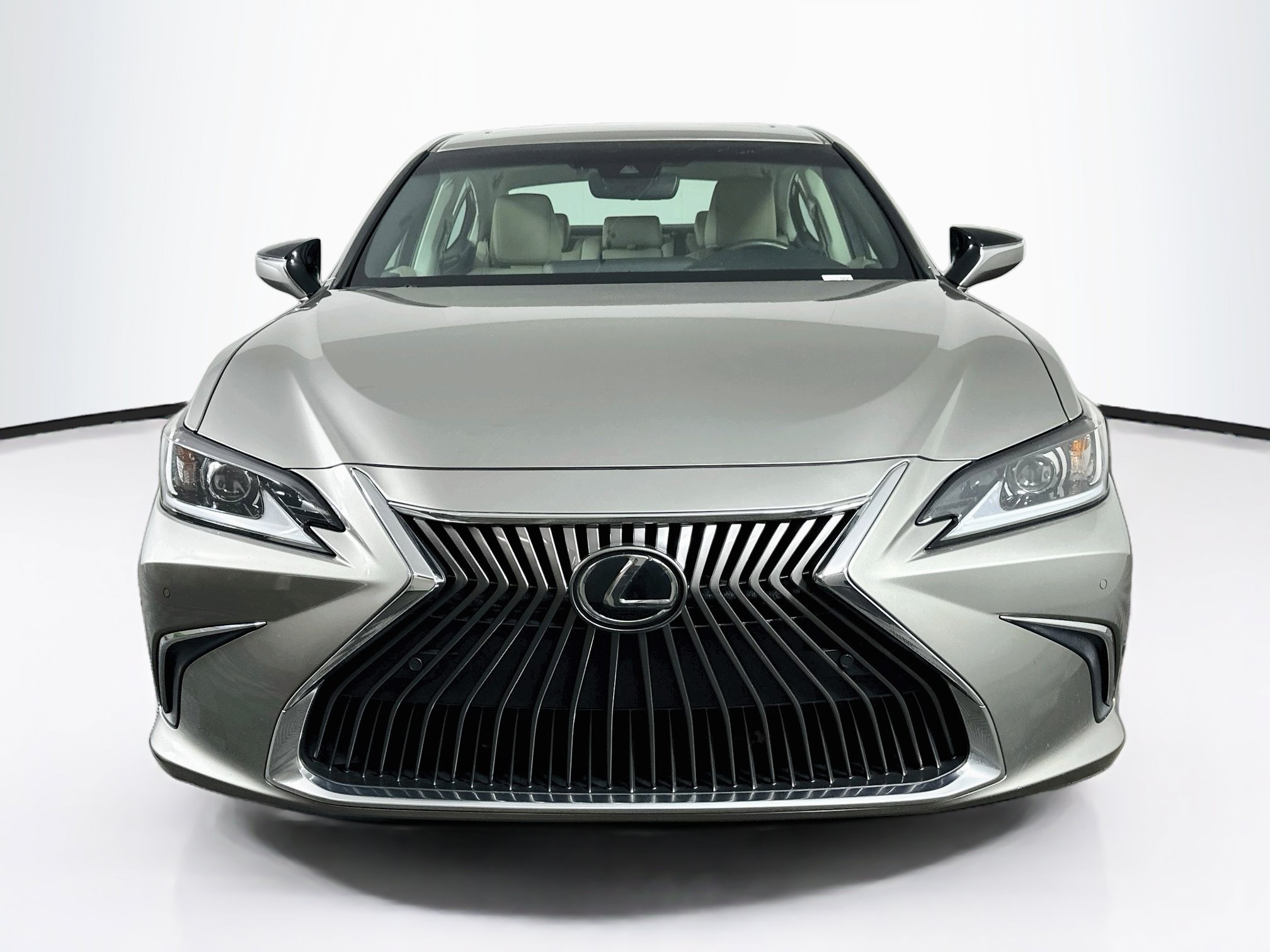 Used 2020 Lexus ES 350 w/ Premium Package FWD image 2