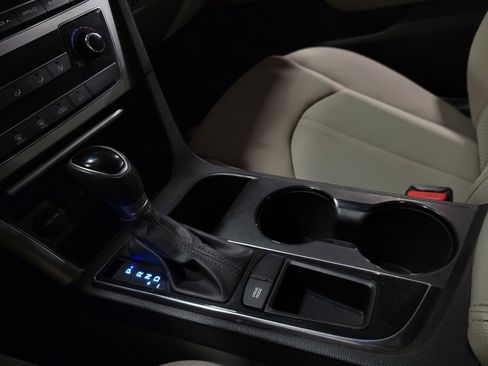 Used 2017 Hyundai Sonata Sport image 26