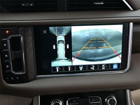 Used 2024 GMC Yukon Denali image 34