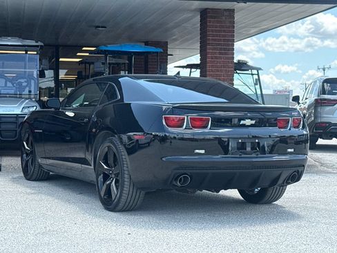 Used 2010 Chevrolet Camaro SS w/ RS Package RWD image 5