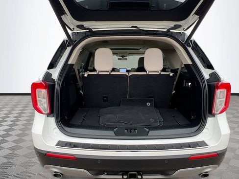 Used 2021 Ford Explorer Limited w/ Equipment Group 301A image 27