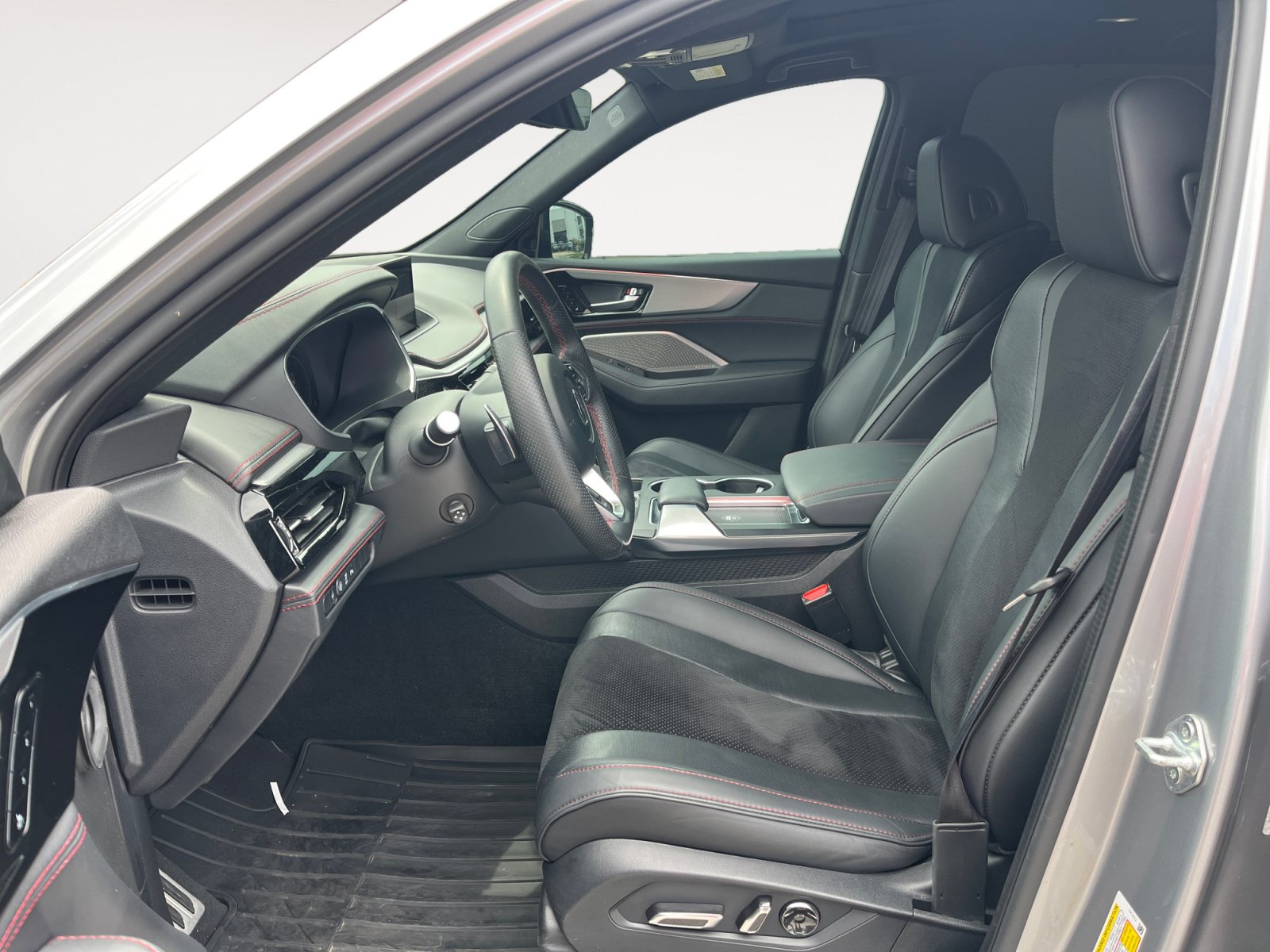 Used 2023 Acura MDX A-Spec AWD/4WD image 11