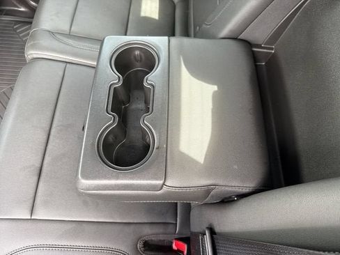 Used 2019 GMC Sierra 1500 SLT w/ SLT Premium Package AWD/4WD image 17