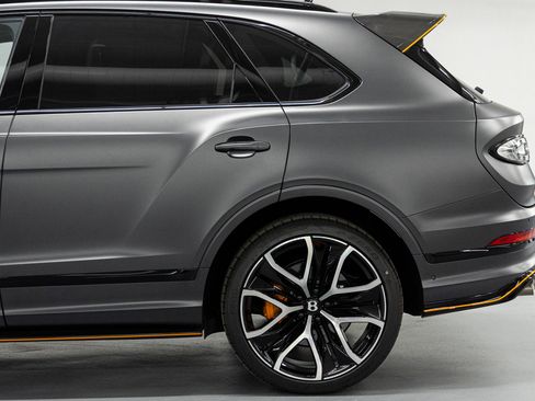 New 2026 Bentley Bentayga Speed image 4