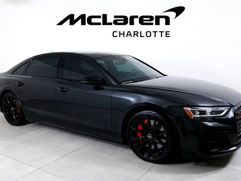 Used 2023 Audi S8 w/ S8 Comfort Plus Package AWD/4WD image 2