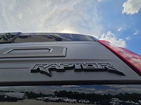 Used 2025 Ford F150 Raptor AWD/4WD image 13