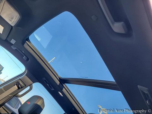 Certified 2026 Chevrolet Traverse Z71 w/ Driver Confidence Package image 13