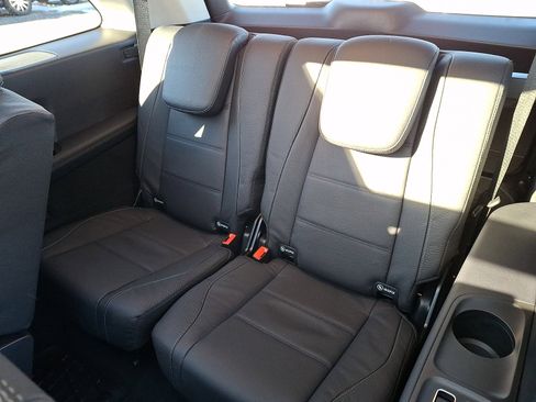 Certified 2026 Mercedes-Benz GLS 450 4MATIC image 11