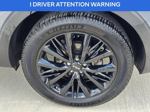 Used 2022 Kia Telluride SX w/ SX Prestige Package AWD/4WD image 11