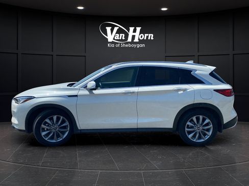 Used 2022 INFINITI QX50 Luxe AWD/4WD image 4