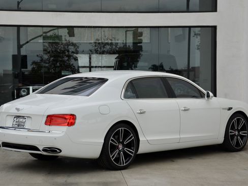 Used 2016 Bentley Flying Spur V8 AWD/4WD image 8