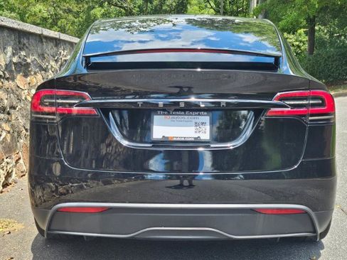 Used 2023 Tesla Model X AWD/4WD image 9