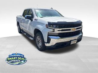 Used 2021 Chevrolet Silverado 1500 LT w/ Z71 Off-Road Package AWD/4WD video 3