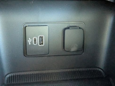 New 2026 Ford Explorer ST-Line image 27