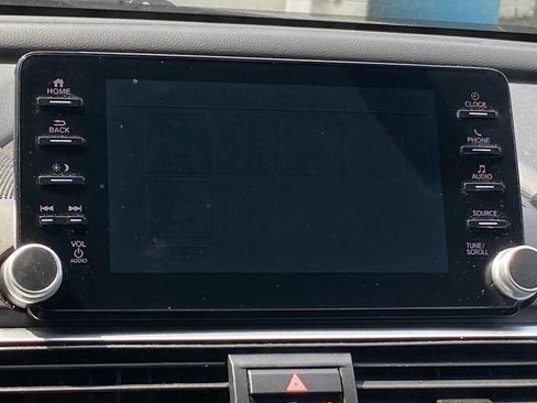 Used 2019 Honda Accord Sport image 7