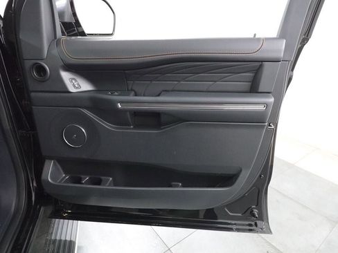 Certified 2023 Ford Expedition Platinum AWD/4WD image 32
