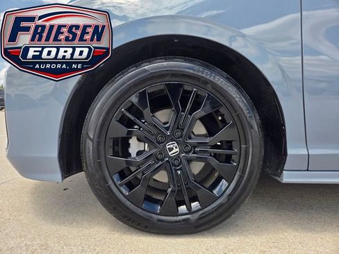 Used 2025 Honda Odyssey Sport-L image 8