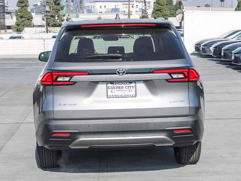 New 2026 Toyota Grand Highlander AWD Hybrid image 8