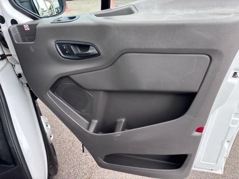 Used 2020 Ford Transit 250 Low Roof AWD image 26