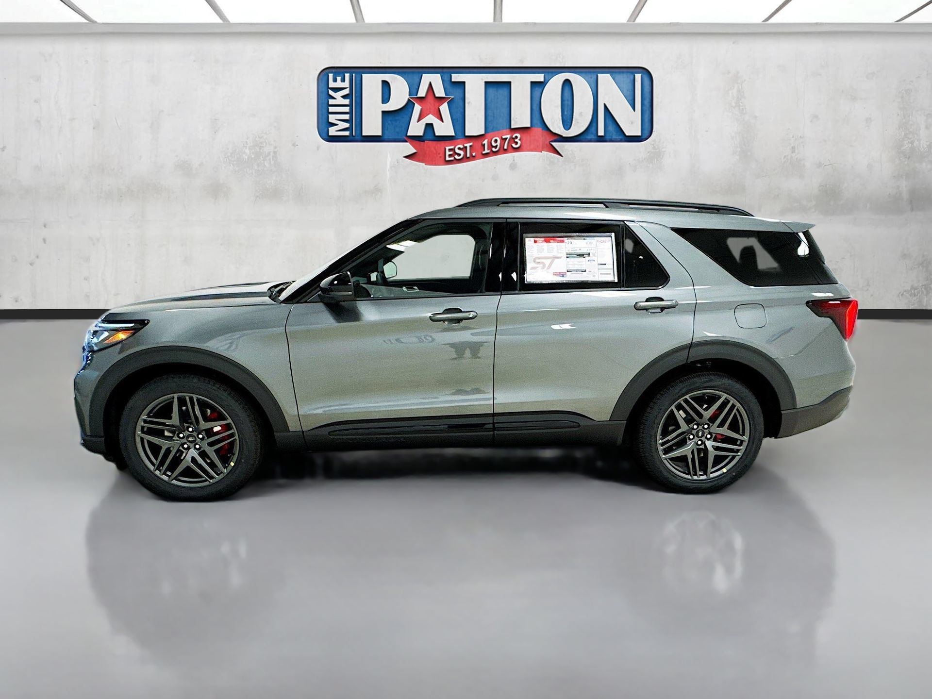 Used 2026 Ford Explorer ST w/ Sun And Sound Package AWD/4WD image 4