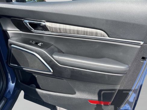 Used 2024 Kia Telluride SX Prestige image 35