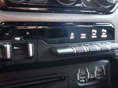 Used 2019 RAM 1500 Big Horn AWD/4WD image 85