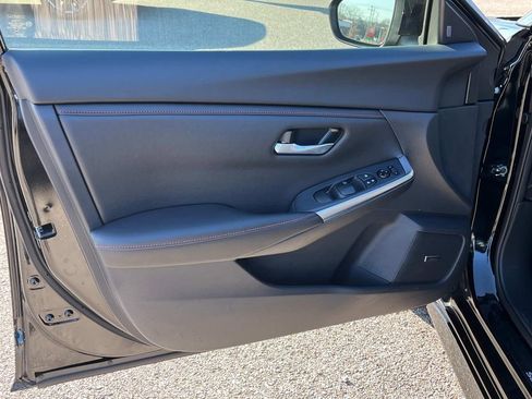 Certified 2025 Nissan Sentra SR w/ SR Premium Package image 31