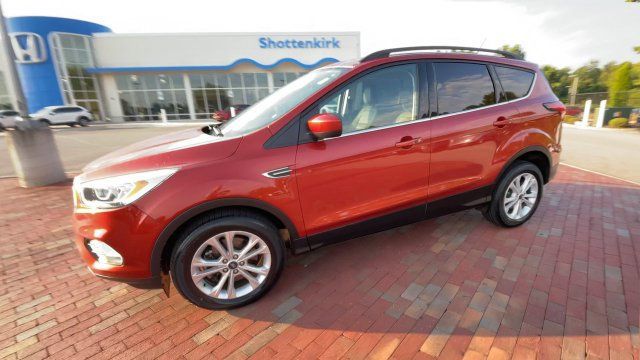 Used 2019 Ford Escape SEL AWD/4WD image 6