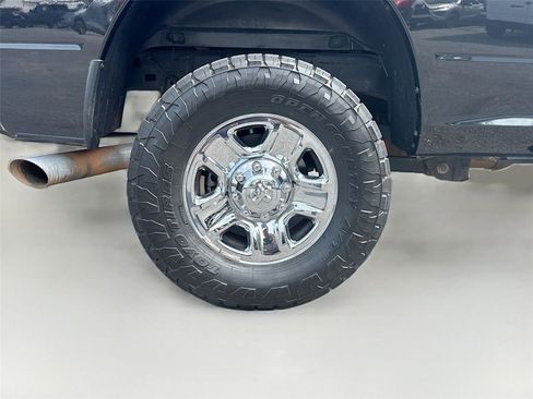 Used 2017 RAM 2500 SLT AWD/4WD image 31